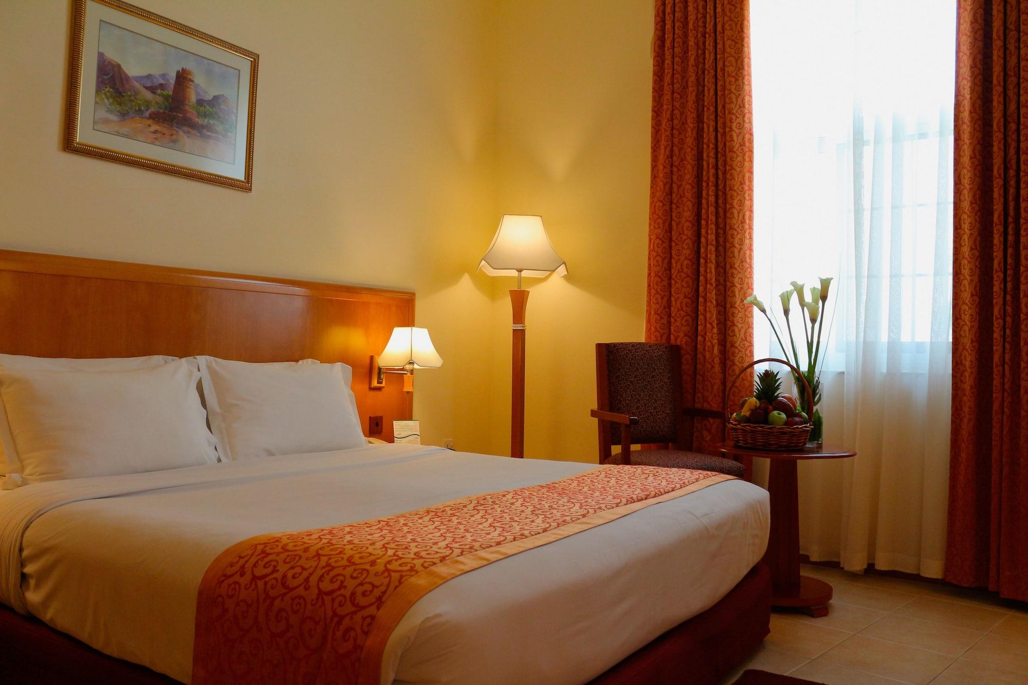 Sharjah Premiere Hotel & Resort Exterior photo