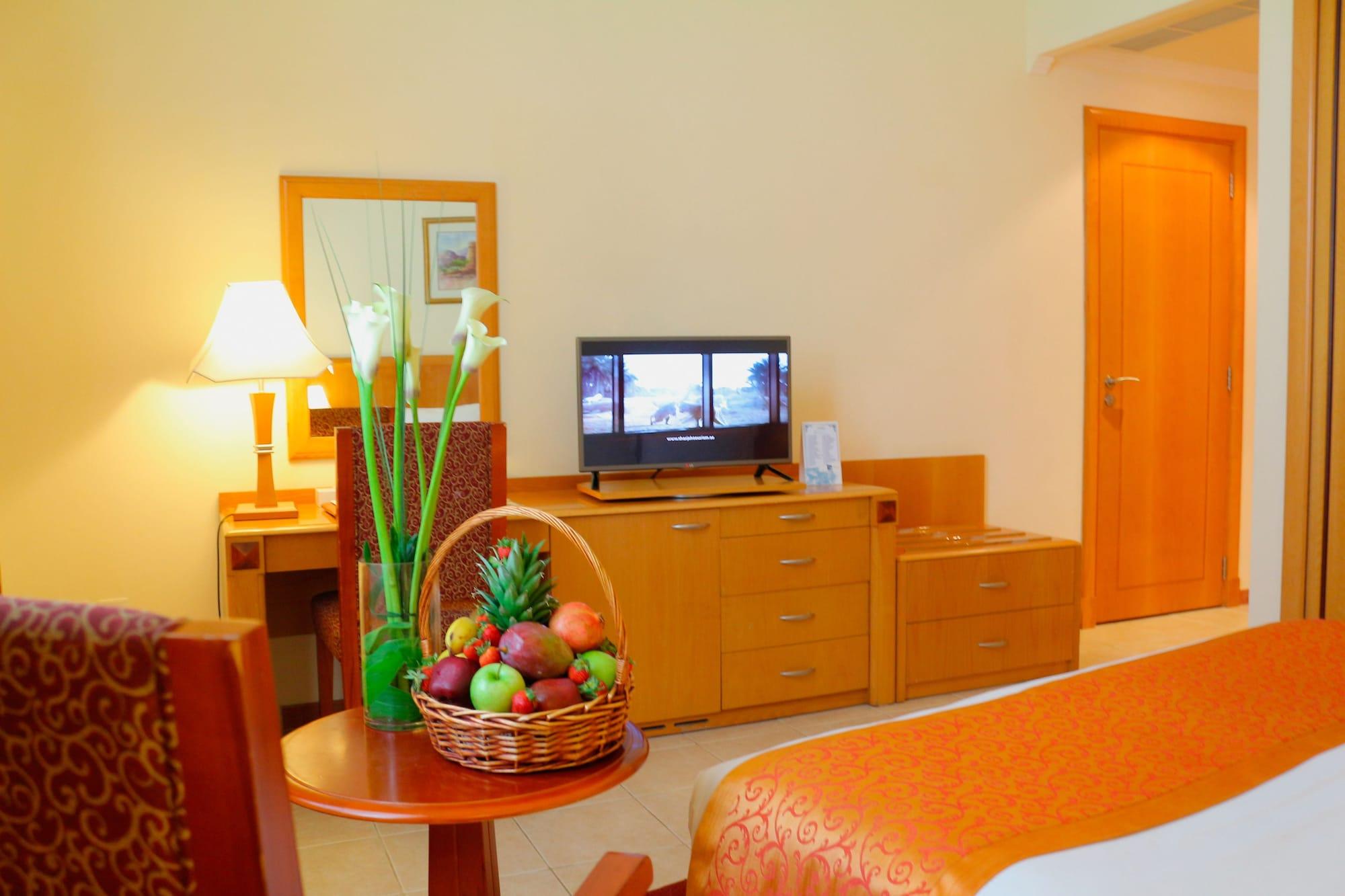 Sharjah Premiere Hotel & Resort Exterior photo