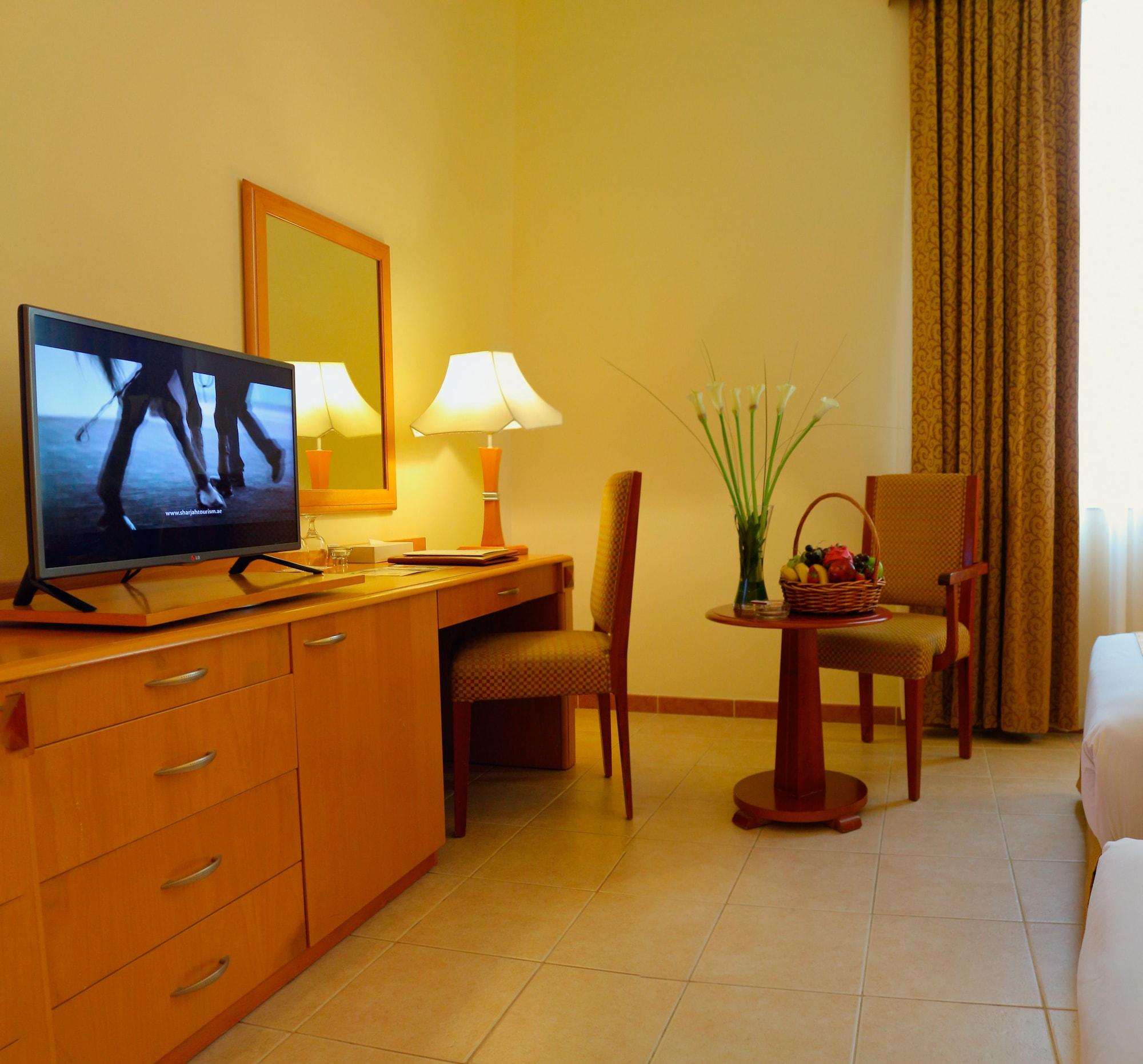 Sharjah Premiere Hotel & Resort Exterior photo