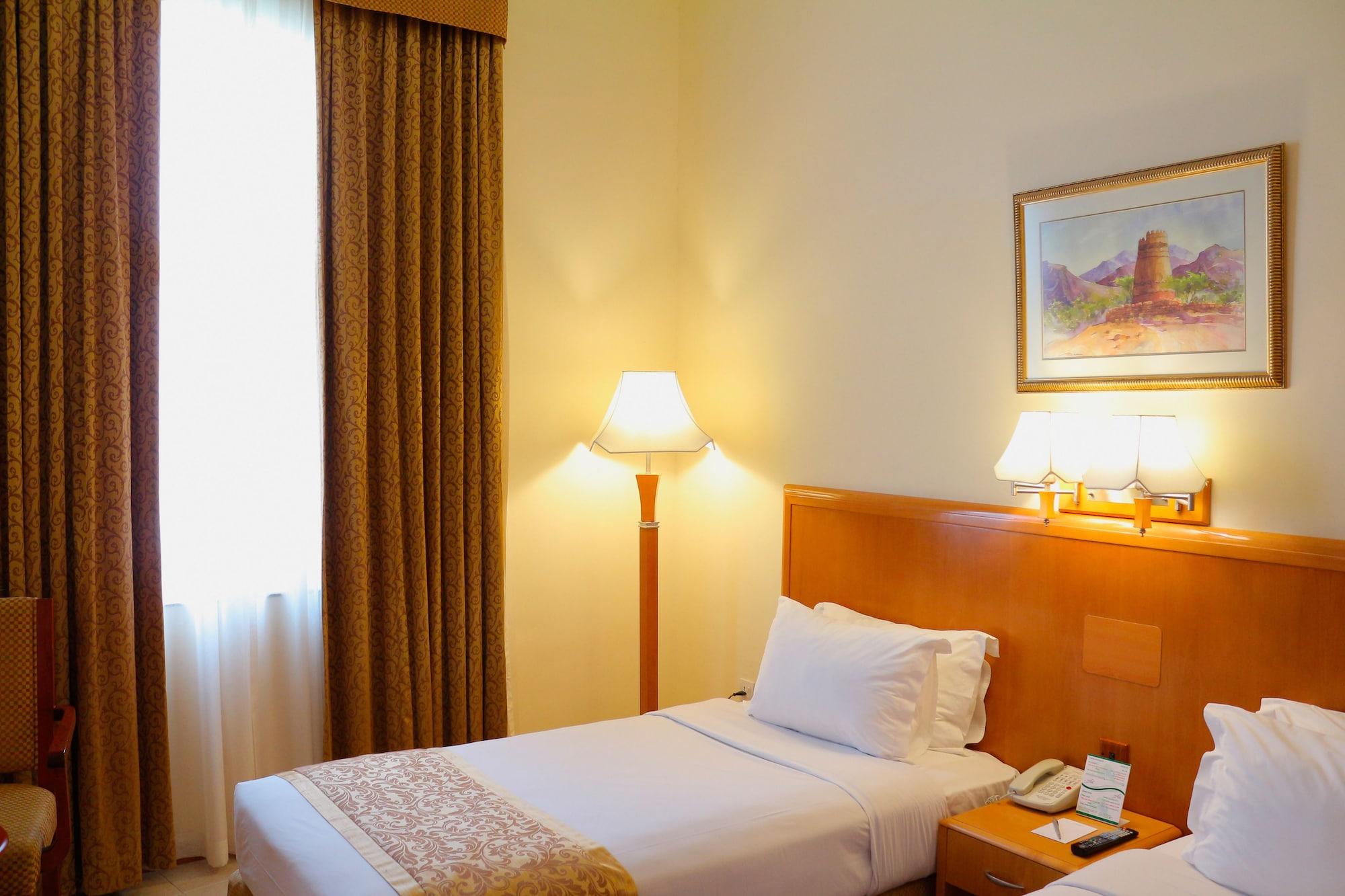 Sharjah Premiere Hotel & Resort Exterior photo