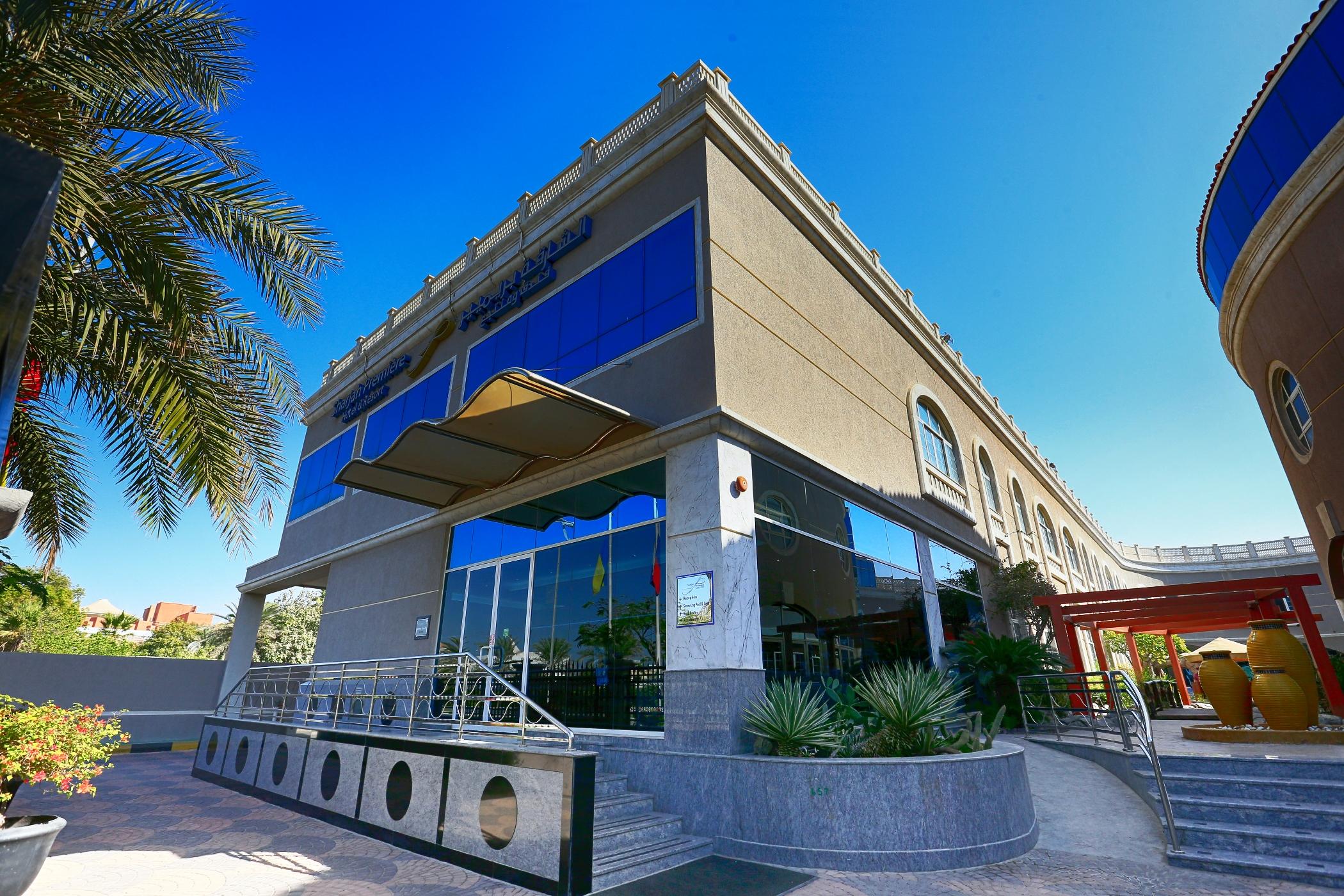 Sharjah Premiere Hotel & Resort Exterior photo